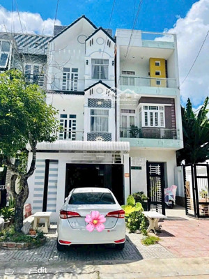 cho thuê nhà 2 lầu mặt tiền thuận tiện ở kd văn phòng cty phòng khám kdc hồng phát