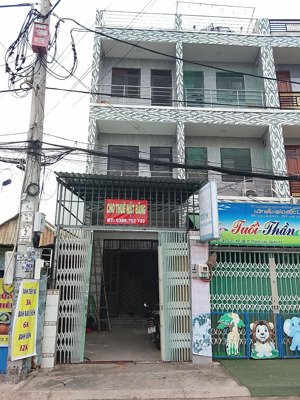 chính chủ cho thuê kiot mặt tiền đường thạnh lộc 27 q.12 vị trí đẹp nhà 2 mặt tiền
