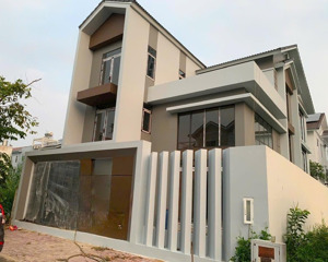 bán nhà biệt thự 3 tầng, 242m2, 12,6 tỷ, view đẹp tại 13e phong phú, bình chánh, hcm