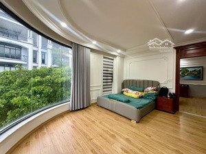 cho thuê căn hộ 2 phòng ngủ, góc 2 mặt tiền thoáng mát,full nội thất cao cấp tại kđt vạn phúc city