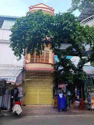 cho thuê nhà mặt tỉền lý nam để q11