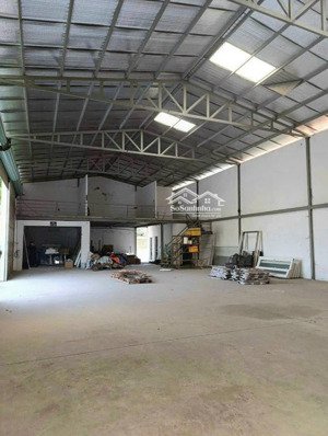 cho thuê 2 nhà kho hiện đang trống . tại phường hiệp thành .q12. đường xe cont. pccc vách tường....
