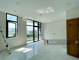 tầng 4 vạn phúc 5x12m sàn, ngăn 2 phòng, view đẹp, có thang máy, máy lạnh, wc riêng. giá rẻ 7 triệu