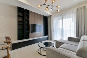 bán gấp căn hộ melody âu cơ, 70m2, 2pn, 2wc, giá bán: 3.150 tỷ, lh: view âu cơ