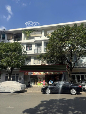 giảm 4tỷ bán 2 căn liền kề mặt tiền chung cư himlam đang cho thuê 80tr/tháng khu cao cấp