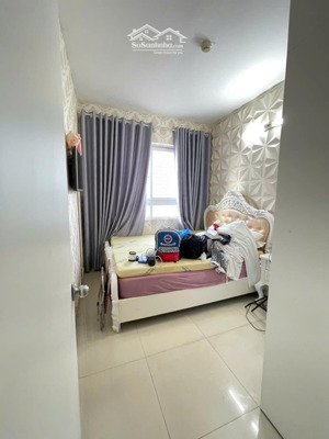 cần bán nhanh căn 74m2 2pn 2wc full nội thất đẹp, tầng trung thoáng