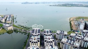 bán nhà cách biển 50m, ban công view biển aqua city hạ long