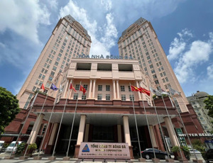 nhượng văn phòng hạng b,dt 350m² tại tòa hh4 sông đà, phạm hùng.chia sẵn phòng ban,thảm sàn cao cấp