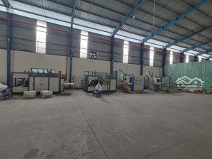 cho thuê 2100m2 nhà xưởng kcn đức hoà