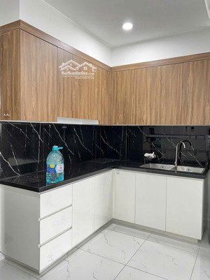 chính chủ cho thuê căn hộ studio 40m2 4tr/tháng