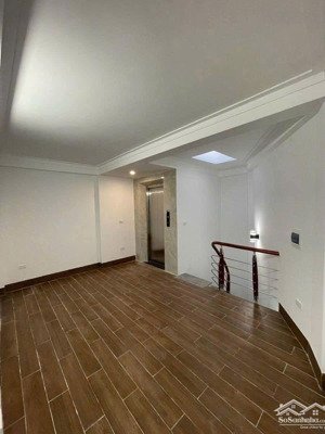 bán nhà hồ tùng mậu 32m2, 5 tầng, nhà mới, ba gác qua nhà, cho thuê hoặc kinh doanh cực tốt