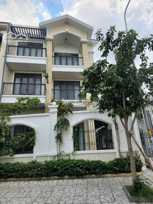 bán căn biệt thự góc 2mt - kdc đường đặng thuỳ trâm - bình lợi - p13 - bình thạnh