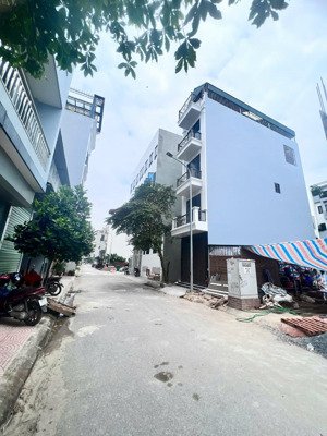 phân lô cực hiếm ô tô tránh nhau, nhà mới tinh, ở kết hợp làm vp công ty 43m2 x 4 tầng.