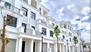 bán nhanh căn hải đăng 105m2 vinhomes marina giá tốt