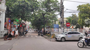 chủ gửi bán nhà cầu diễn căn góc 62m 4 tầng mt 4m -ô tô vào nhà - sân chơi trước cửa giá chỉ 11 tỉ.