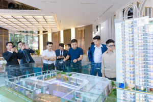 bán biệt thự trên không 2t - 143m2 view biển, hướng đông nam, full nội thất, sổ đỏ lâu dài, giá rẻ