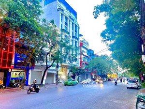 cần bán nhà mặt đường trung lực diện tích 120m² vị trí đẹp