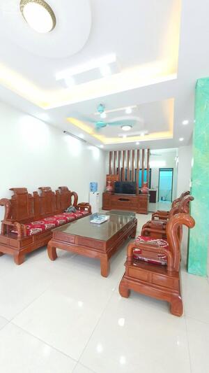 Cho thuê nhà 4 tâng 4pn khu B Nam đầm vạc, Vĩnh yên