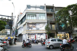 góc 2mt 339 tân sơn q. tb - 10x20m - 2 tầng - hđt 50tr/tháng!