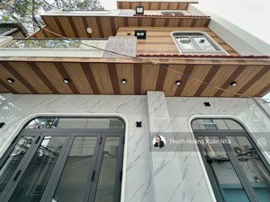 sát mt - nhà đẹp sẵn 3 tầng vào ở ngay - trần quang khải, q1 - 4,2m x 7,7m - 3 tầng - chỉ 9,4 tỷ