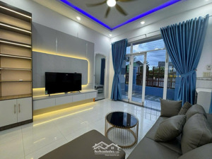 nhà vườn diên lạc cách tỉnh lộ 2 vài bước chân. đường ô tô tận nhà. gần trường học