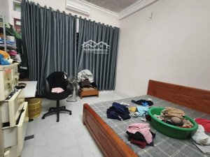 bán nhà lĩnh nam quận hoàng mai - dân xây kiên cố - ngõ nông, rộng - 2 mặt thoáng sáng - giá 5.99 đ