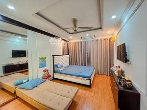 phố trần thái tông 38m2 - ngõ thông kinh doanh - full đồ ở ngay - khu vực 15 trường đại học lớn