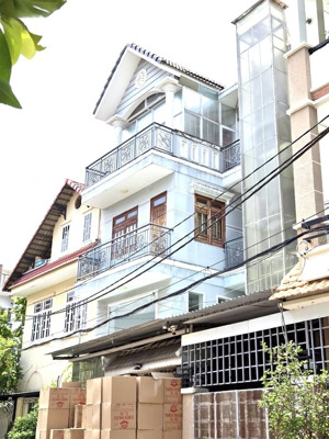 mặt tiền khu tên lửa - 4 tầng - ngang lớn hơn 8m - thích hợp làm công ty vp - sát tl10