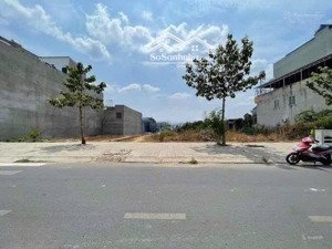cần tiền chạy thận bán gấp lô 80m2 kế gốc 1tỉ6 cực rẻ duy nhất 1 lô sổ sẵn công chứng được ngay.