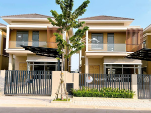 biệt thự đơn lập suncasa central trung tâm vsip 2 chỉ cần thanh toán 1.9tỷ/250m2 nhận nhà ngay