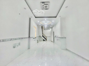 bán np mặt phố âu dương lân, 5,6 tỷ, 47m2, q8, hcm hàng hot