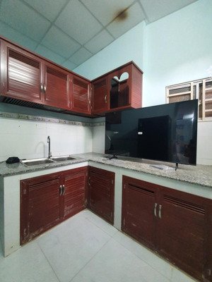 bán nhà 2 tầng linh xuân thủ đức 3pn, giá 4 tỷ, ở ngay