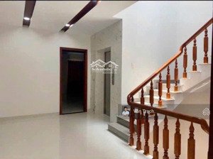 nhà 4 tầng có thang máy sổ đỏ hoàn công đường văn tiến dũng vcn phước hải nha trang