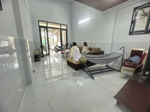 chủ gửi bán nhà 1t1l (hoàn công) vị trí 2 đường nguyễn tri phương p. bửu hoà. giá chỉ 2,350 tỷ