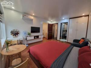 Cho thuê căn họ 1 ngủ giá chỉ 5.2tr tại KĐT Waterfront