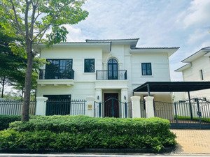 bán dinh thự swanbay căn góc 3 mặt view công viên 600m2 giá 53 tỷ