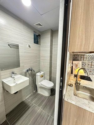 cho thuê phòng cửa sổ 30m2 full nội thất nơ trang long, quận bình thạnh, gần đh văn lang, iuh