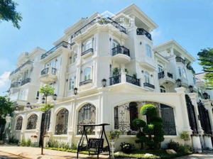 bán căn góc biệt thự cityland khu compound quận 7 nhà siêu đẹp, giá rất tốt 65 tỷ