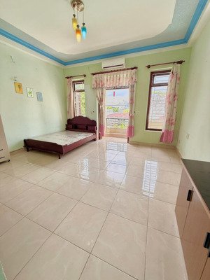 phòng trọ full nội thất ngay ngã ba đông quang - hiệp thành