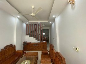 chính chủ cần bán nhà an thượng, hoài đức. sẵn nhà 3 tầng đẹp