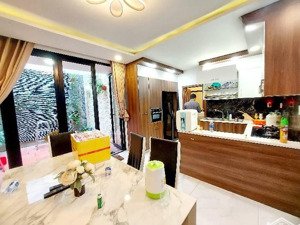bán gấp nhà mặt tiền hoàng hoa thám, p7, bình thạnh gần phan đăng lưu, 7x30m, 4 tầng, giá 19.9 tỷ