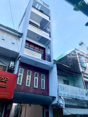 bán nhà riêng 8,99 tỷ, 39 m2 tại lạc long quân, p 3, q11, hcm giá siêu hời