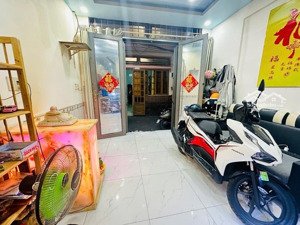 bán gấp nhà đẹp tân bình, hẻm thông 2 tầng đầy đủ công năng nhỉnh 3 tỷ
