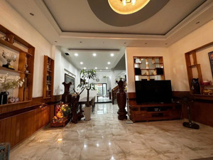 bán nhà 4 tầng mặt tiền đường 19/5 vĩnh điềm trung, vĩnh hiệp, nha trang
