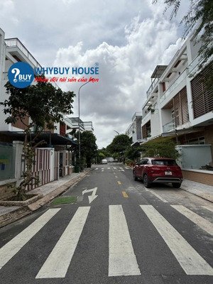 cho thuê biệt thự đạt gia garden, mặt tiền đường song hành - ql 22, tân xuân, hóc môn, nhà đẹp