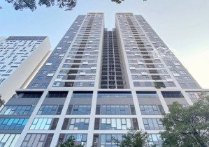office cho thuê mt đinh bộ lĩnh, bình thạnh gần landmark 81 có sẵn nội thất. lh 