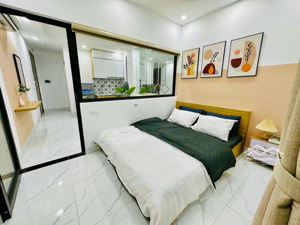 bán chdv nguyễn khánh toàn 72m2, 13pkk dòng tiền đều 65tr/tháng, 8 tầng thang máy, full nội thất