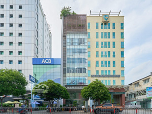 building 1 hầm 9 tầng góc 2 mặt tiền đinh tiên hoàng, hdt 370tr, gía: 110 tỷ.