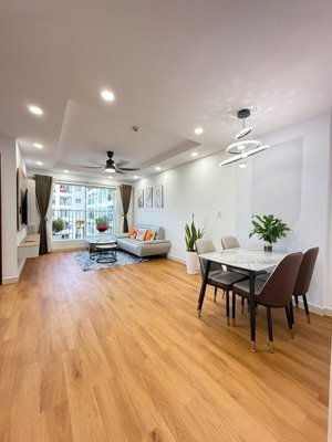 căn góc ct3 phước hải tầng cao nội thất mới đẹp 70m2 ban công hướng đông giá 2tỷ989