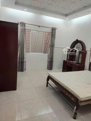 cho thuê nhà mặt tiền đường số 4 (c.xá bình thới) p.8, q.11 giá 19tr